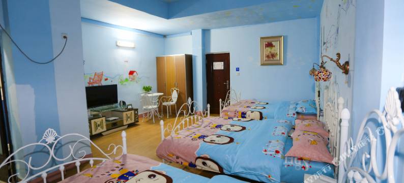 丹霞山泊岸客栈图片