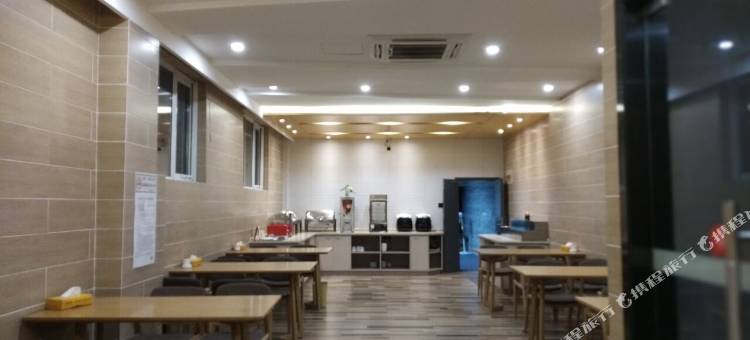 尚客优连锁酒店(盐城市政府金鹰聚龙湖店)图片