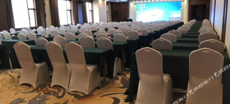 武汉虎泉青年酒店图片