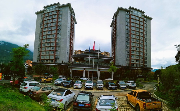 Pristime International Holiday Hotel Over view