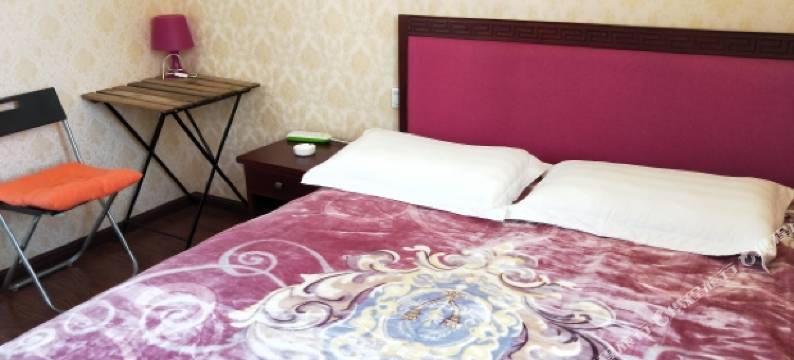 色达了了宾馆图片