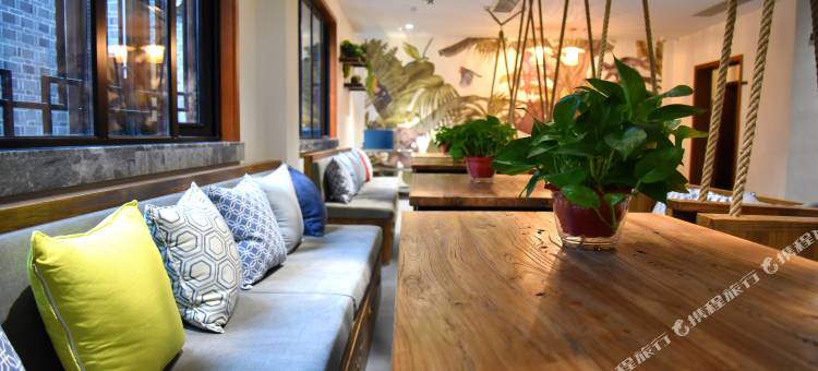 长沙花满楼民宿(铜官窑古镇店)图片