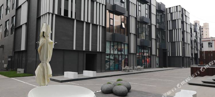 深圳小可君享酒店(观澜富士康店)图片