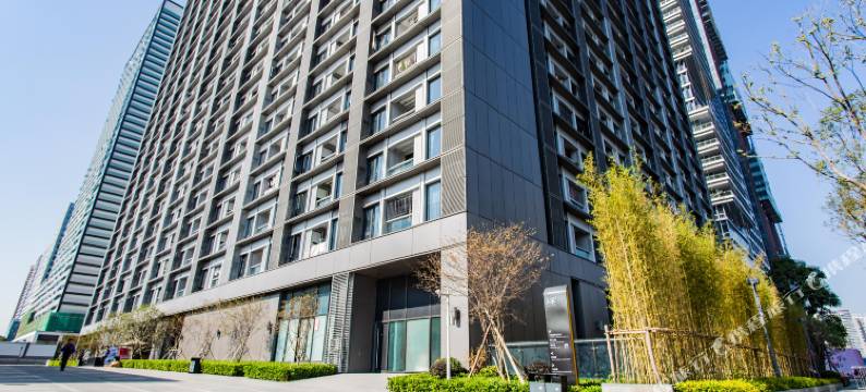 深港行政公寓(深圳万科云城六期店)图片