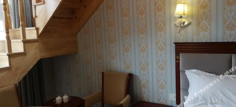 海螺沟沫水河畔精品客栈图片