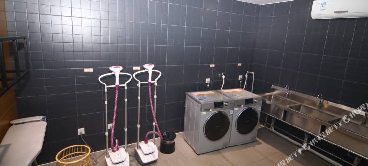 雅斯特酒店(武汉光谷体育学院店)图片