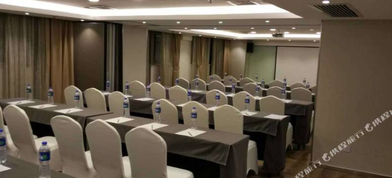 华逸东方酒店(上海虹口四川北路店)图片