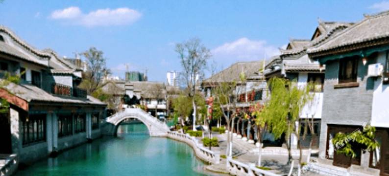 楚雄东欣酒店(彝人古镇景区店)图片