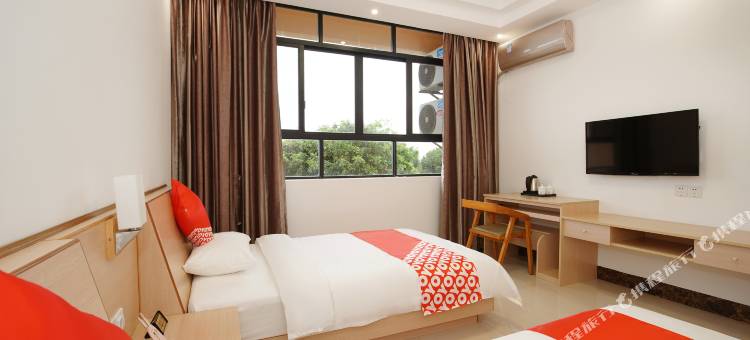 涠洲岛避·繁华幽静小居(贝壳沙滩天主教堂店)图片