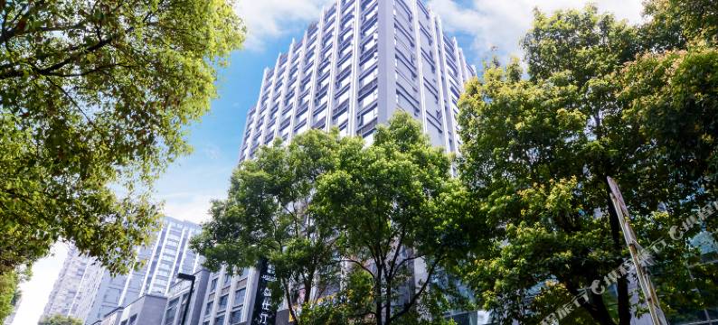 重庆宽舍·伽仕汀酒店(汽博中心金渝地铁站店)图片