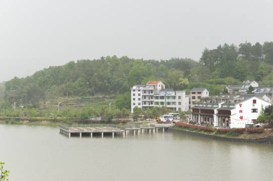 磐安望湖楼湖景度假山庄