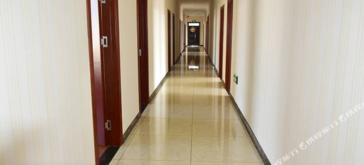 宾朋天下宾馆(哈尔滨太平国际机场店)图片