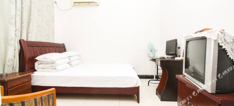 临泉旅馆(阜阳火车站店)图片
