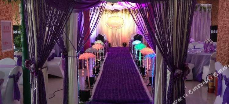 华驿酒店(承德隆化东方嘉园店)图片