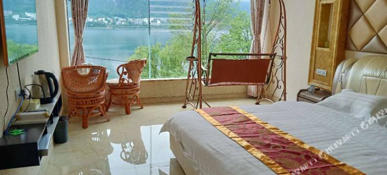 雷波观海阳光酒店图片