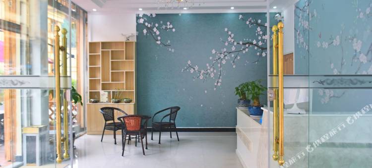 海螺沟和悦花园酒店(磨西古镇店)图片