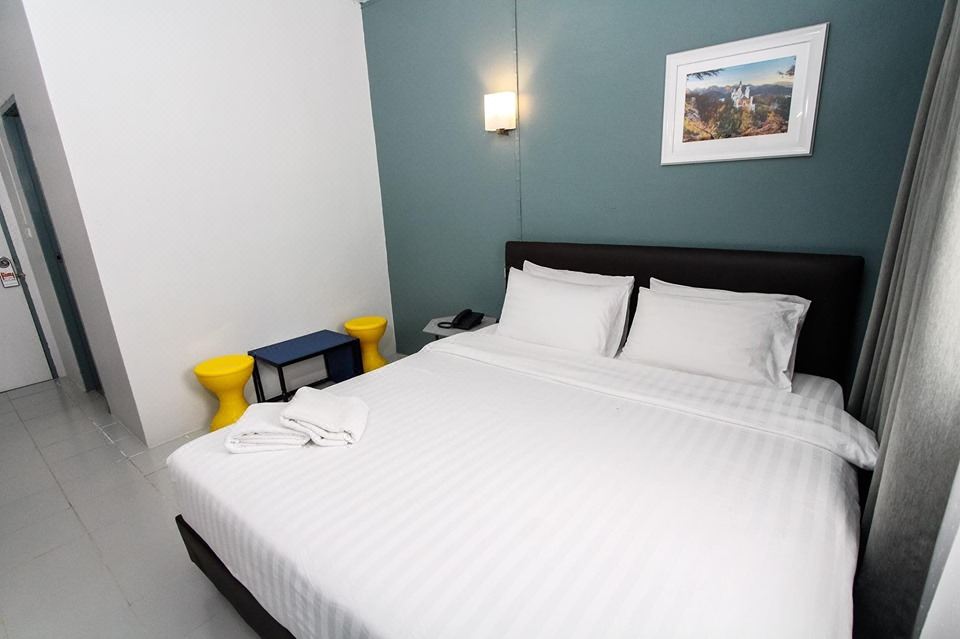 R2 Boutique Service Apartment Hotel Reviews And Room Rates - 