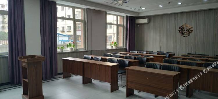 春天精品酒店(哈尔滨市第五医院三大动力店)图片