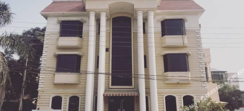 中桥酒店(Zhongqiao Hotel)图片