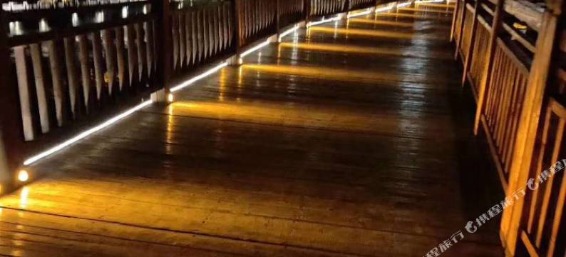 夜景宾馆(镇远青龙洞石屏山店)图片