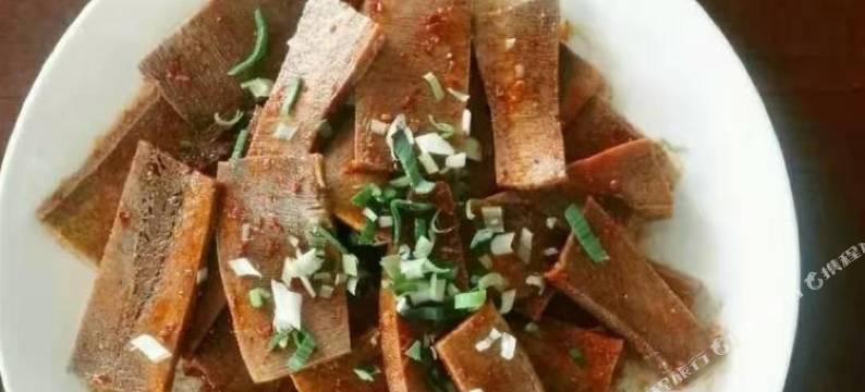 大柴旦华庭商务宾馆(翡翠步行街店)图片