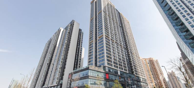 明玉上庭主题公寓(成都环球会展中心店)图片