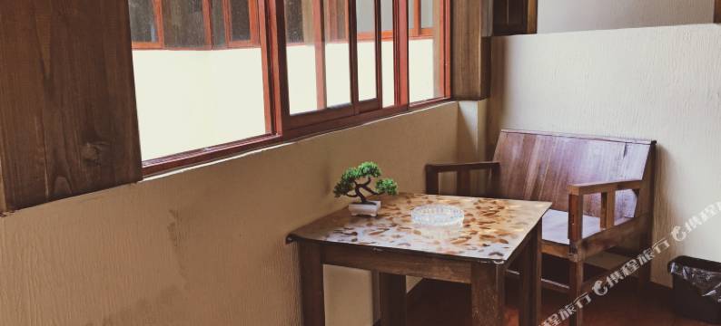 玉庭轩客栈(香格里拉机场独克宗古城店)图片