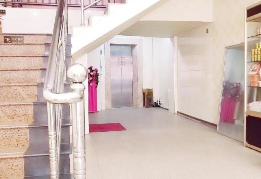 Xingfu HotelHotel Overview