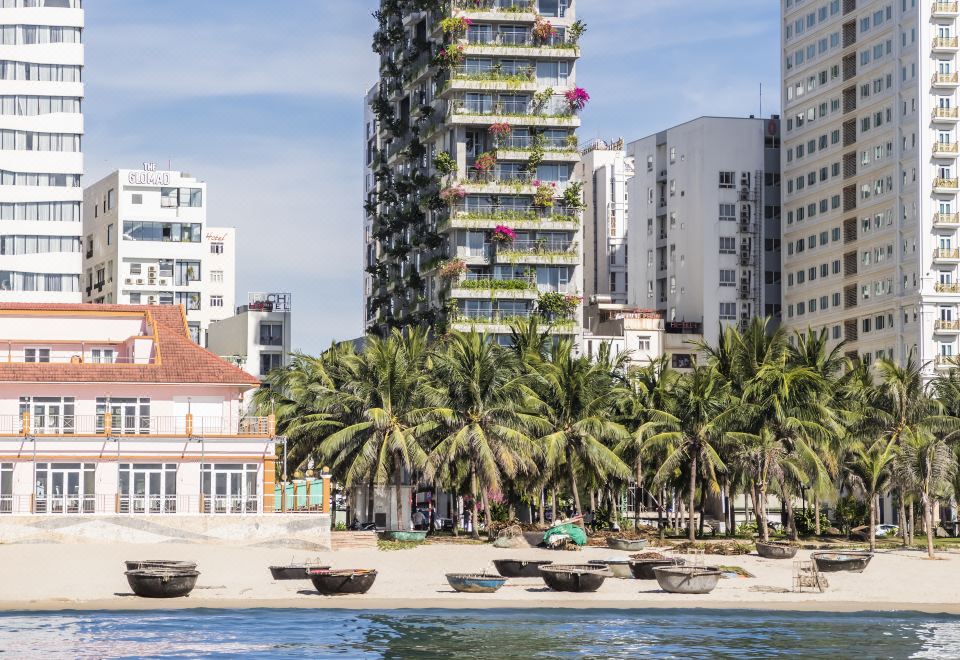 Chicland Danang Beach Hotel Hotel Overview