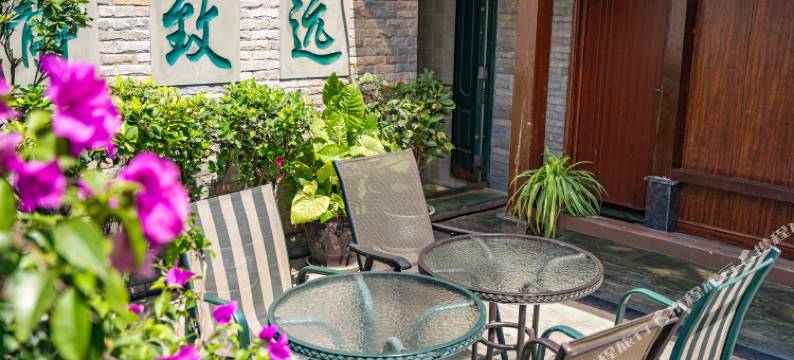 百德斯江景酒店(重庆南滨路店)图片