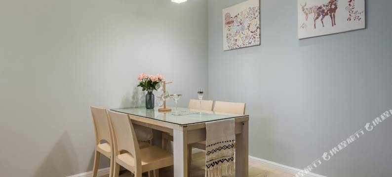 重庆山南小姑娘公寓图片