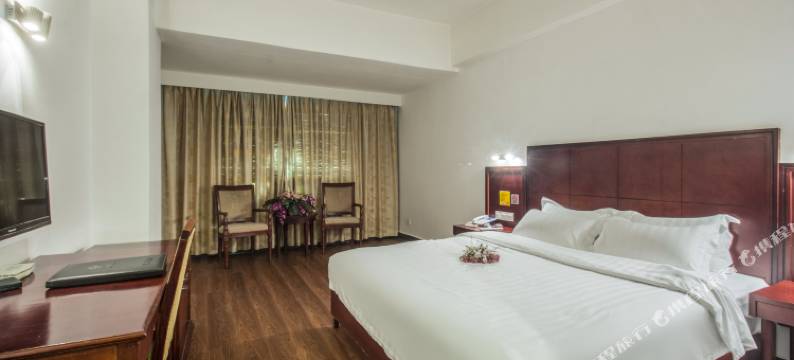 中源酒店(海南华侨中学友谊阳光城店)图片