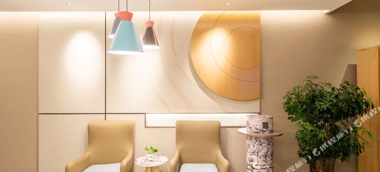 如家酒店·neo(大连金州安盛购物广场和平路轻轨站店)图片