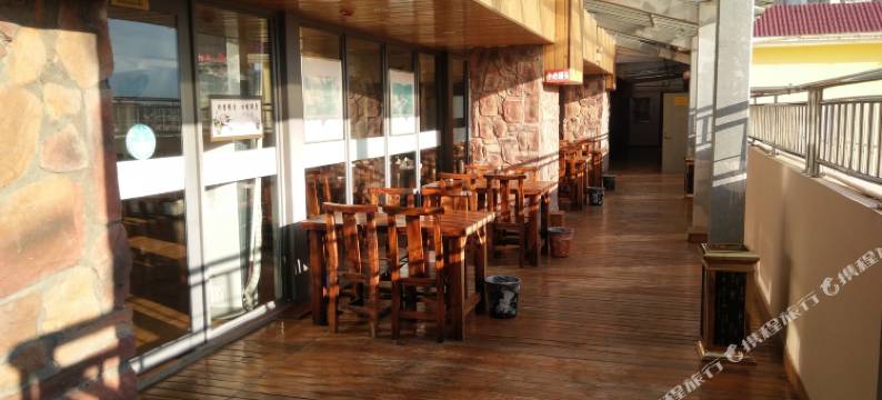 瑞丽金砖大酒店图片