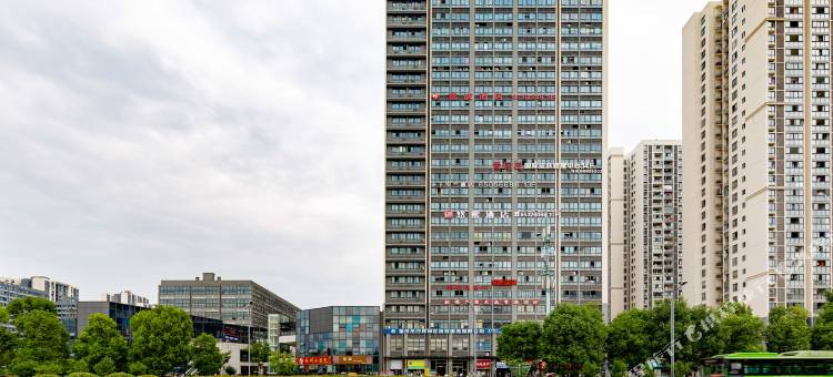 悠熙酒店(重庆大学城轻轨站熙街店)图片