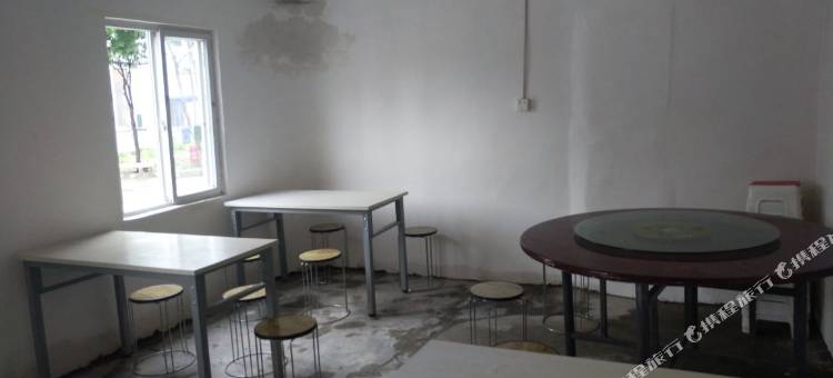 成都正立民宿(茶店子客运站店)图片