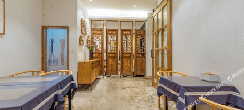 兴义闲鱼民宿(万峰林店)图片