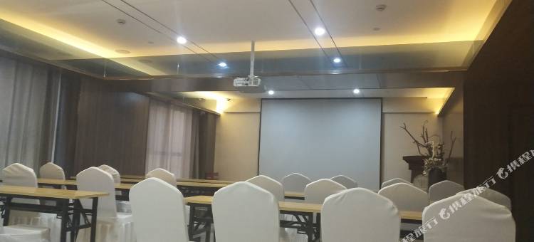 Q加·霍廷酒店(西宁万达广场店)图片