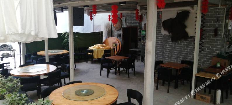 南充微笑面对每天度假别墅图片