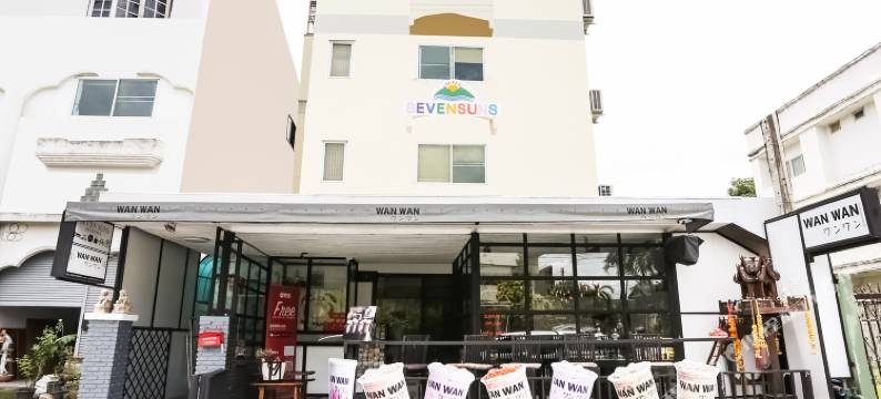 OYO 304 Seven Suns Residence图片