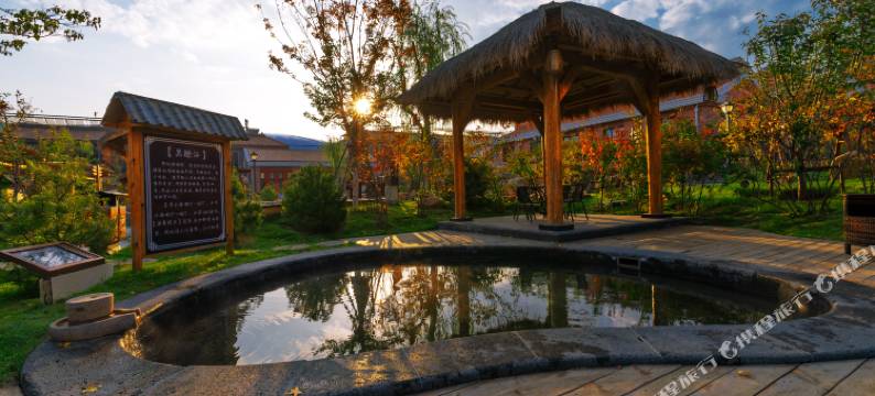 涞源白桦林温泉谷酒店图片