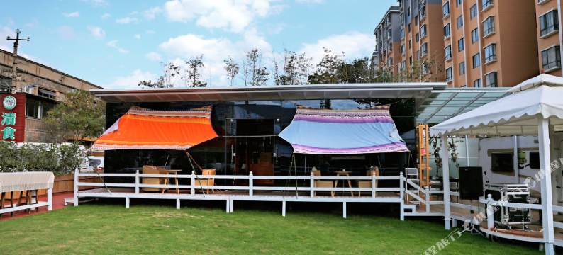 昆明吕合房车露营地图片