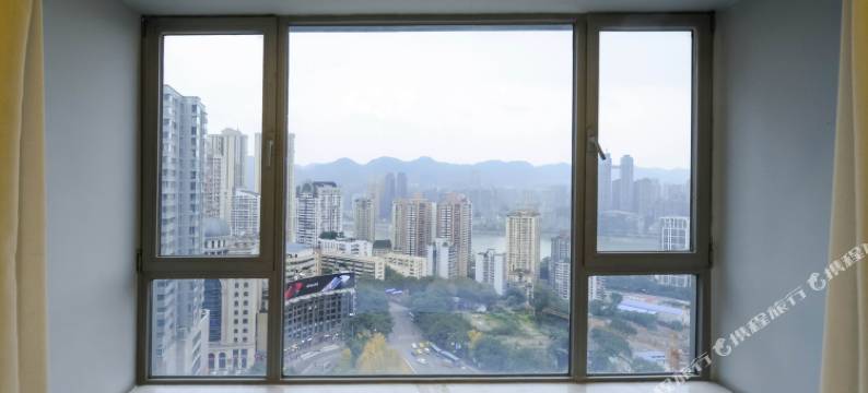 重庆怡舍高空江景度假套房公寓图片