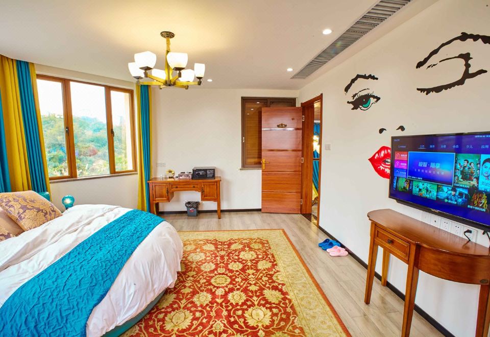  Hotel Overview