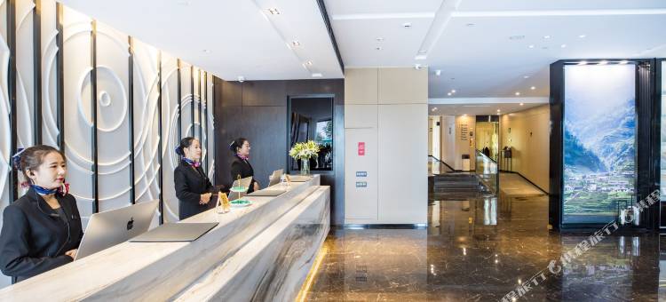 济南章丘世纪大道亚朵酒店图片