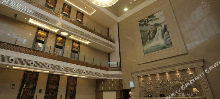 维也纳国际酒店(峨眉山水晶广场店)图片