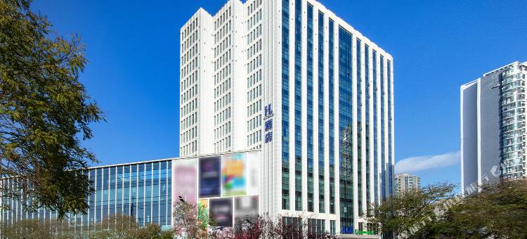 H水晶酒店(大连开发区金马路店)图片