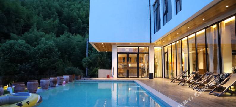 莫干山无二亲子溯溪温泉度假美宿图片