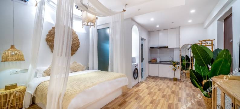 柳州柳南万达花迹民宿图片