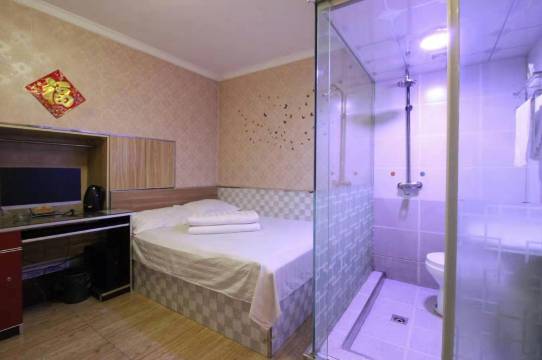 海伦贵族主题宾馆